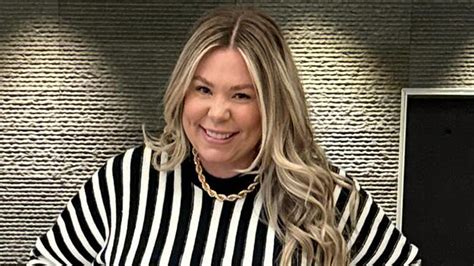 Teen Moms Kailyn Lowry shares rare photo of six。